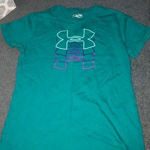 Under Armour t-shirt